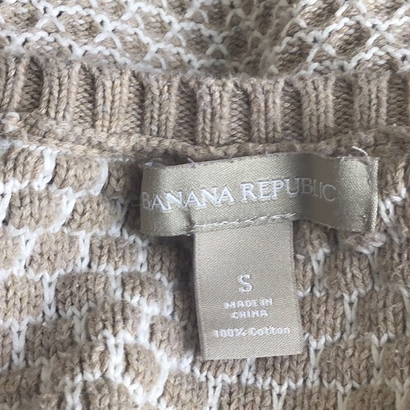 Clearance!!! Banana Republic cream chunky sweater - Picture 5 of 7